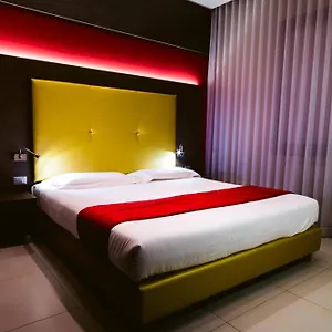 *** Hotel Calaluna Włochy